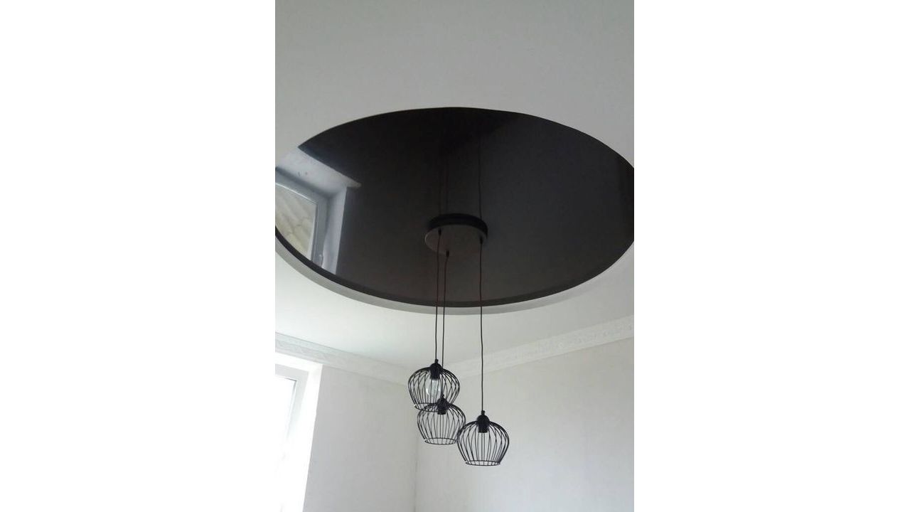 Двухуровневый натяжной потолок в гостинной Наша работа 194